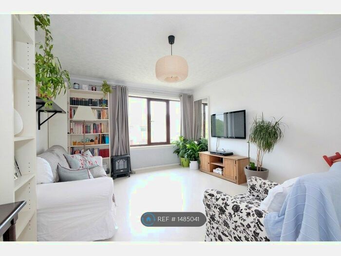 2 Bedroom Flat To Rent In Collieston Avenue, Bridge Of Don, Aberdeen, AB22