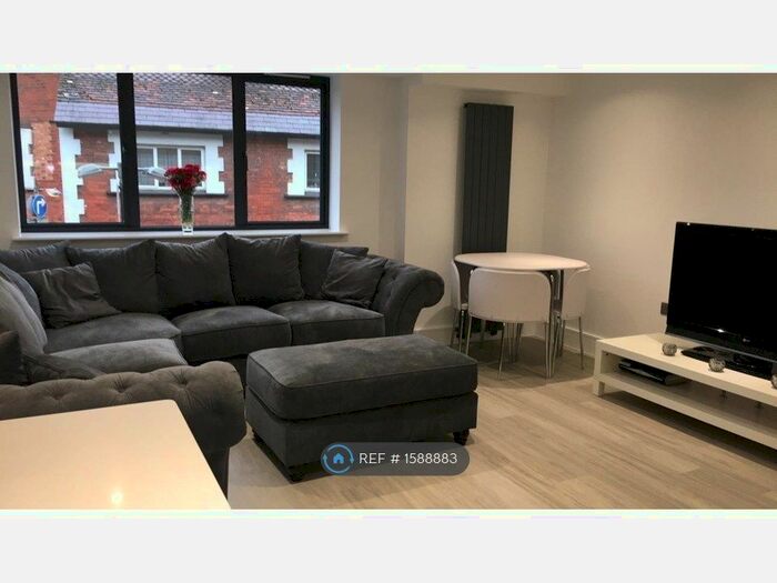 2 Bedroom Flat To Rent In Church House Church Street, Ware, SG12