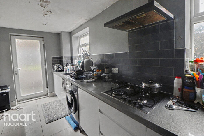 3 Bedroom Semi Detached House For Sale In Queens Bower Road, Nottingham, NG5