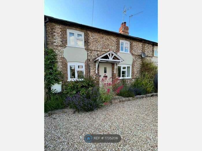 3 Bedroom Terraced House To Rent In High Street, Prestwood, Great Missenden, HP16