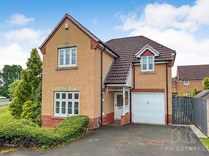 4 Bedroom Detached House To Rent In Charn Terrace, Motherwell, Lanarkshire, ML1