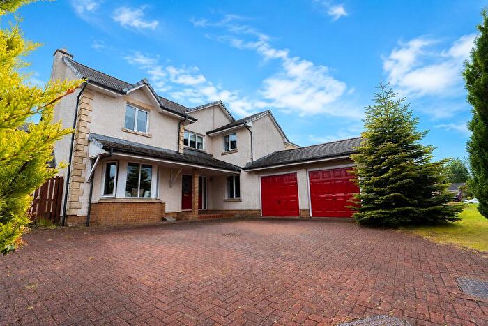 5 Bedroom Detached Villa For Sale In Antonine Road, Dullatur, G68