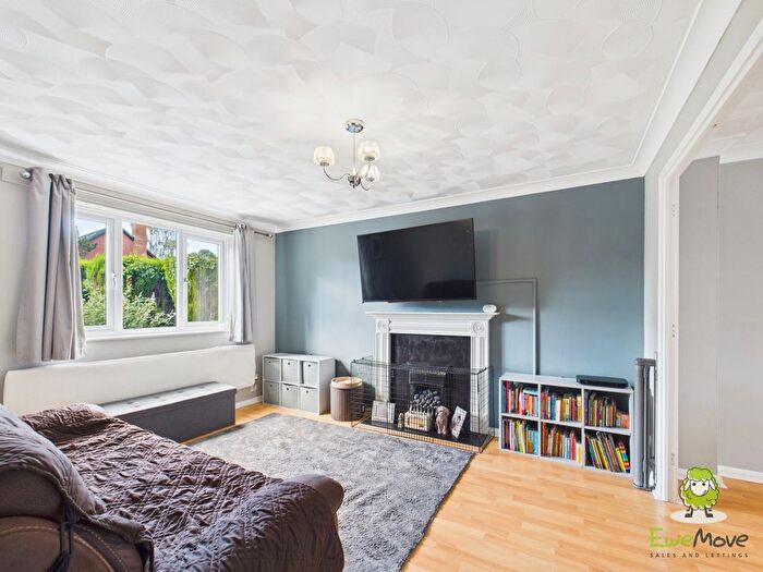 5 Bedroom Detached House For Sale In Bramley Green Road, Bramley, Tadley, Hampshire, RG26