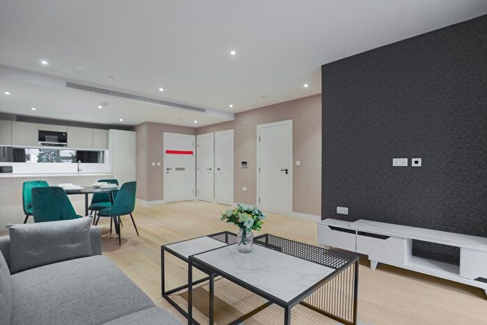 1 Bedroom Flat To Rent In Chelsea Creek, Fairwater House, London, SW6