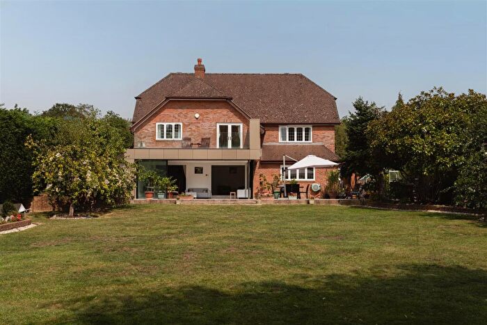 5 Bedroom Detached House For Sale In Manor Road, Reigate, RH2