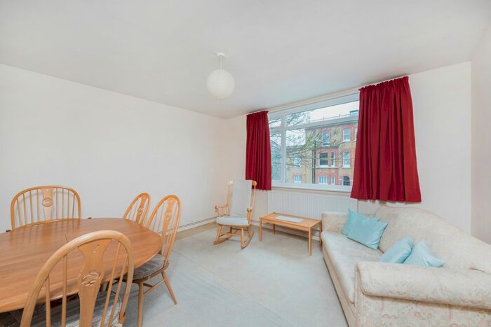 1 Bedroom Flat To Rent In Marion Court, Griffiths Road, Wimbledon, SW19