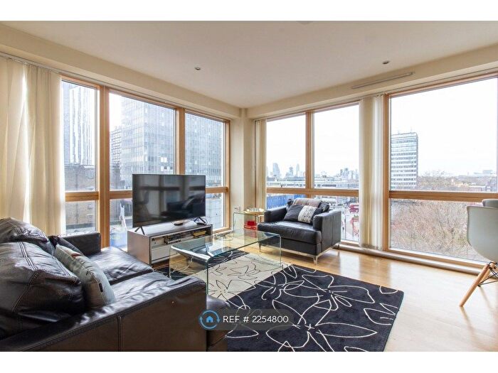 2 Bedroom Flat To Rent In Vantage Metro Central, London, SE1