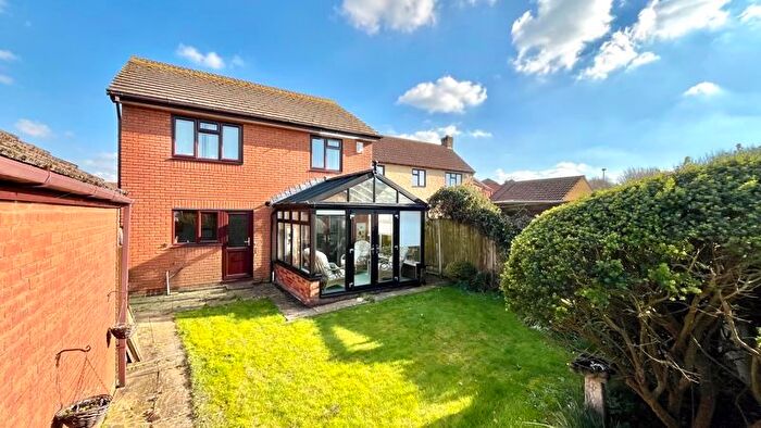 4 Bedroom Detached House For Sale In Toms Close, Chard, Somerset, TA20