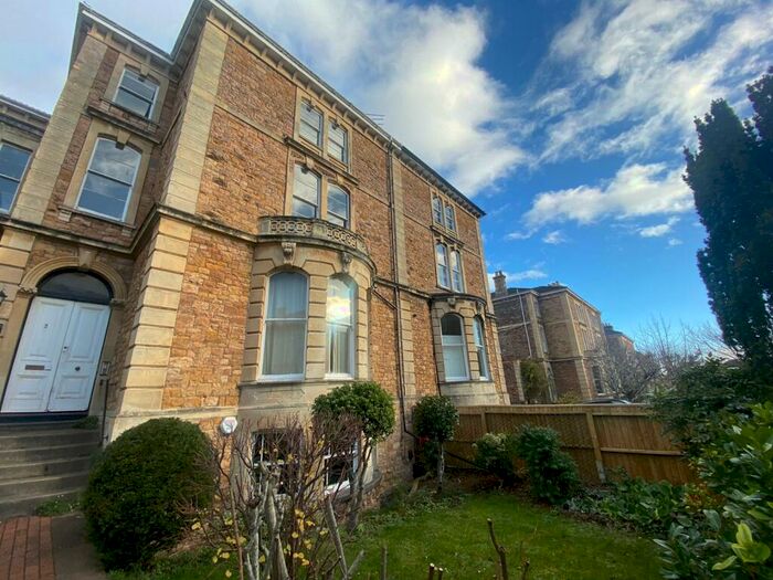 3 Bedroom Apartment To Rent In Miles Road, Clifton, BS8