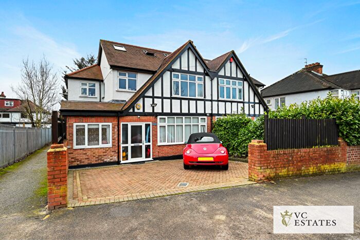 5 Bedroom Semi Detached House For Sale In Wood End Road, Harrow, Greater London, HA1