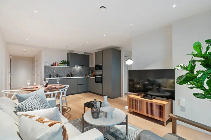 1 Bedroom Flat To Rent In The Wiltern, Ub, Perivale, UB6