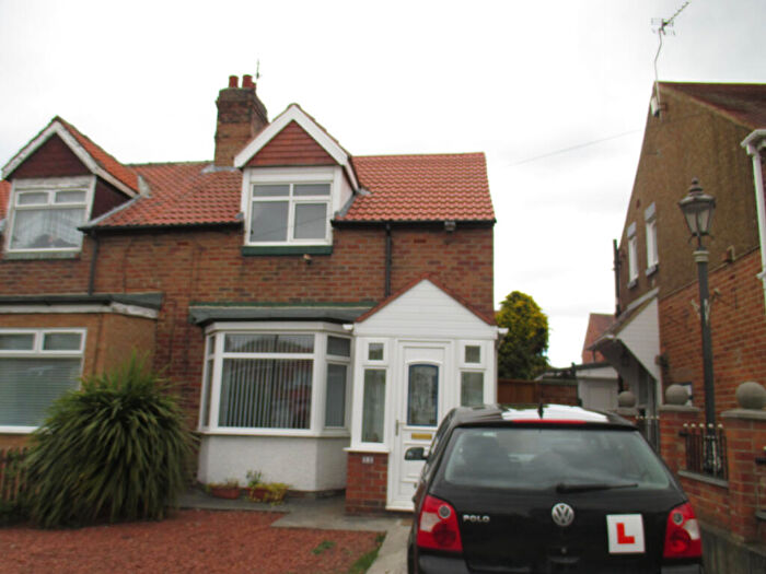 3 Bedroom Semi-Detached House To Rent In Premier Road South Shields, SR3