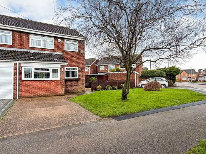 3 Bedroom Semi-Detached House For Sale In Woodleigh Drive, Sutton, Hull, East Riding Of Yorkshire, HU7