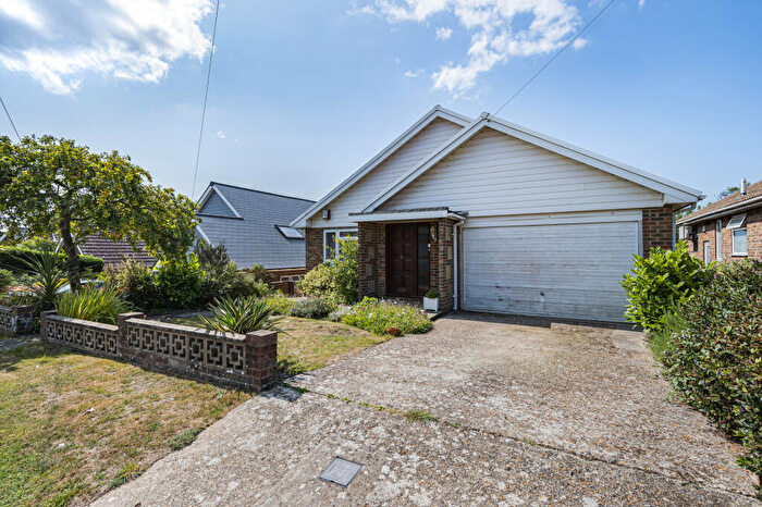 4 Bedroom Detached House For Sale In Wanderdown Road, Ovingdean, Brighton, East Sussex, BN2