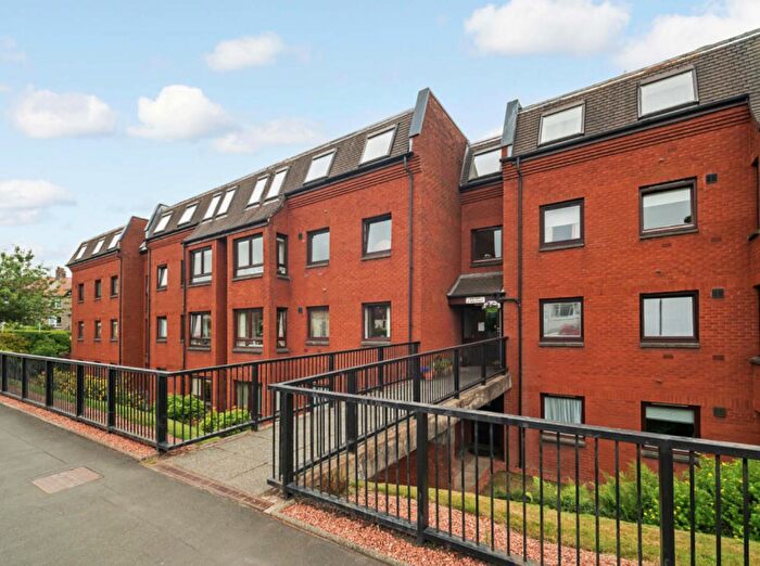 1 Bedroom Flat For Sale In Main Street, Milngavie, Glasgow, G62