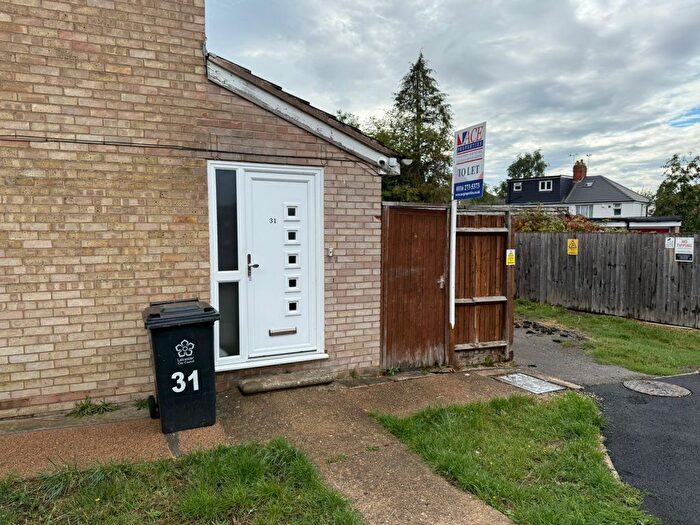 2 Bedroom Maisonette To Rent In Okehampton Avenue, Leicester, Leicestershire, LE5