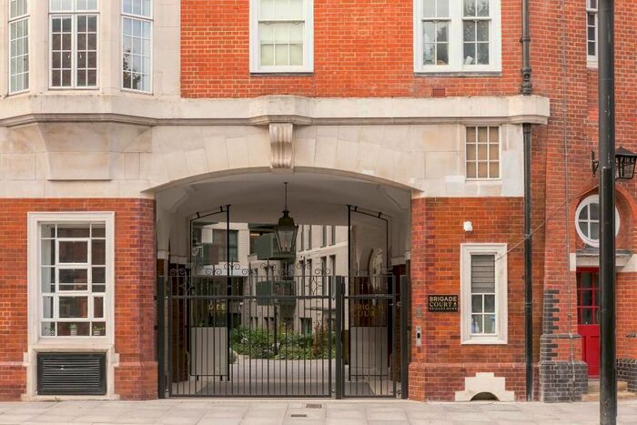 1 Bedroom Studio To Rent In Errington House, Brigade Mews, London, SE1