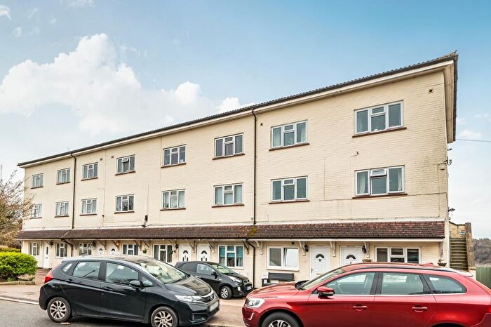 1 Bedroom Flat For Sale In Chesham, Buckinghamshire, HP5