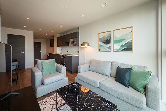 1 Bedroom Apartment To Rent In Embankment Exchange, M3