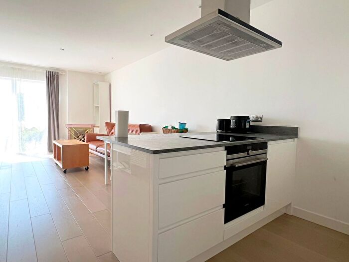 1 Bedroom Flat To Rent In Achill Close, London, NW9