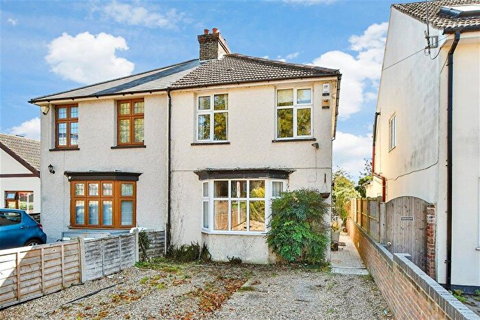 3 Bedroom Semi Detached House For Sale In Borden Lane, Sittingbourne, Kent, ME10