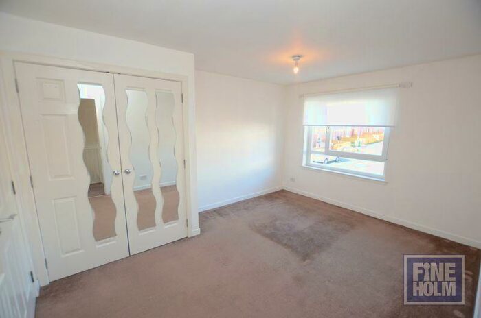 3 Bedroom Terraced House To Rent In Hamiltonhill Gardens, Port Dundas, Glasgow, Lanarkshire, G22