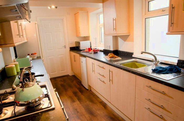 6 Bedroom Private Hall To Rent In Dale Street, Lancaster, LA1