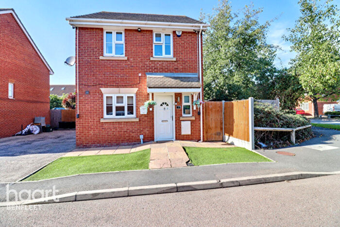 5 Bedroom Detached House For Sale In Azalea Mews, Canvey Island, SS8