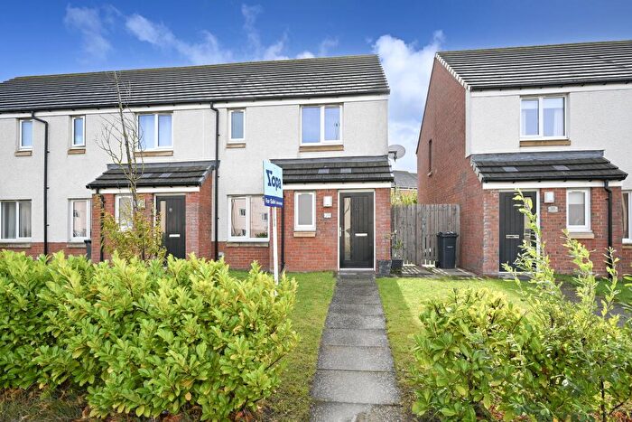 3 Bedroom Terraced House For Sale In Pringle Drive, Edinburgh, EH16