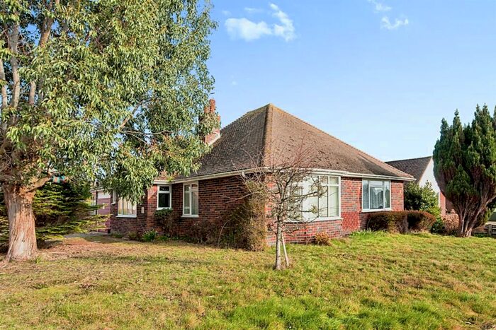 2 Bedroom Detached Bungalow For Sale In The Mead, Bexhill-On-Sea, TN39
