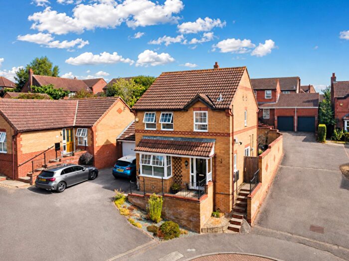 3 Bedroom Detached House For Sale In Campanula Close, Abington Vale, Northampton, NN3