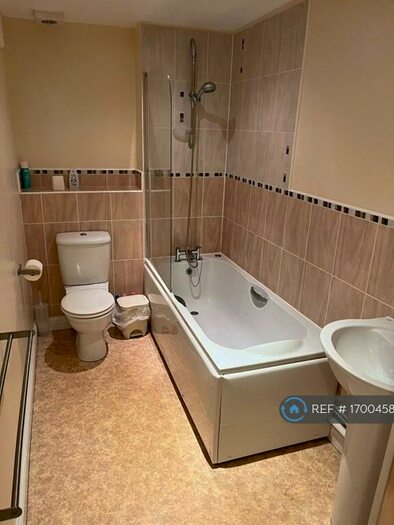 2 Bedroom Flat To Rent In Fellowes Road, Peterborough, PE2
