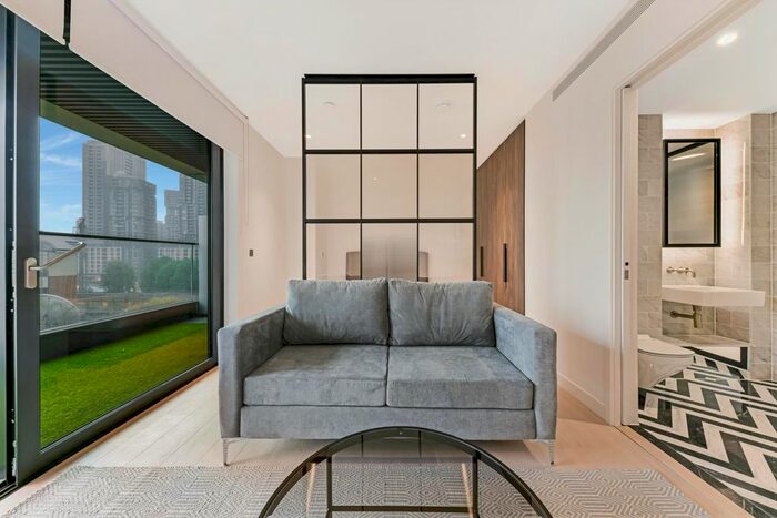 Studio To Rent In Bagshaw Building, Wardian, Canary Wharf, E14