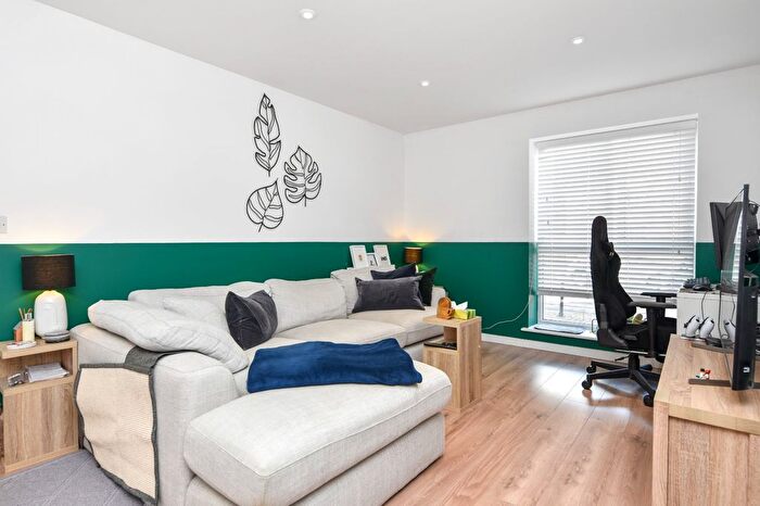 1 Bedroom Flat For Sale In Saxon Court, Smith Street, Shoebury Village, Essex, SS3