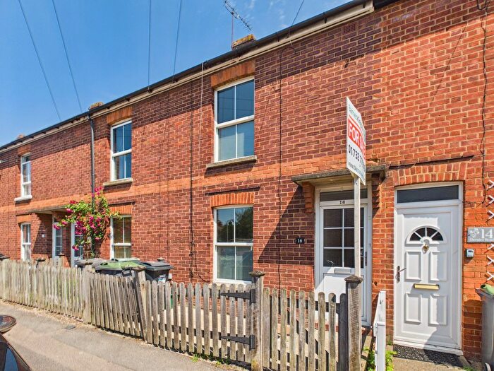 3 Bedroom Terraced House For Sale In Dernier Road, Tonbridge, TN10