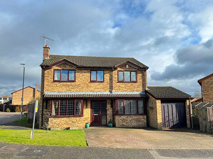 4 Bedroom Detached House For Sale In Manor Road, Rothwell, Kettering, NN14