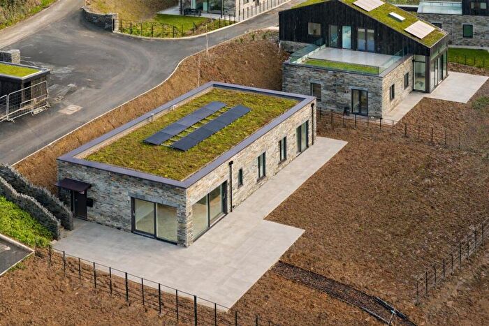 4 Bedroom Bungalow For Sale In Lee Bay Gardens, EX34