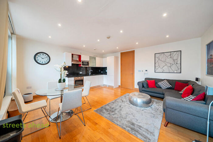 2 Bedroom Apartment To Rent In Scarbrook Road, Croydon, CR0