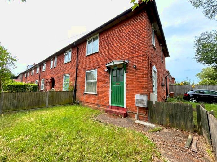 1 Bedroom Flat To Rent In Green Lane, Morden, SM4