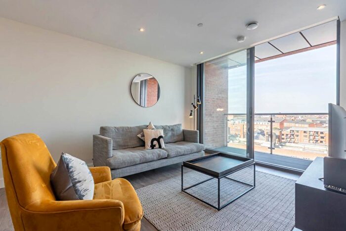 2 Bedroom Flat To Rent In Button Building, Charlotte Street, B3