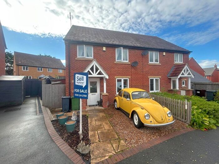 3 Bedroom Semi-Detached House For Sale In Primrose Close, Shepshed, Loughborough, LE12