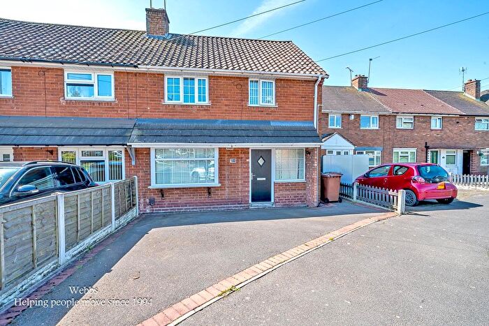 3 Bedroom Semi Detached House For Sale In Clockmill Road, Walsall, WS3