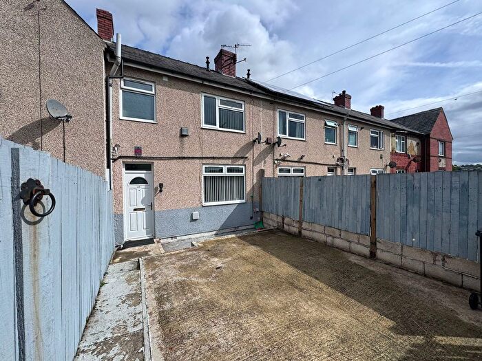 3 Bedroom Terraced House To Rent In Ovenden Way, Halifax, HX3