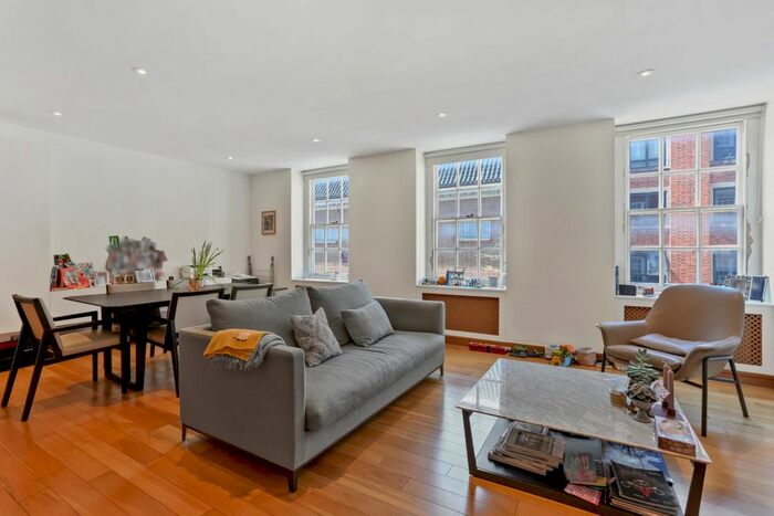 2 Bedroom Flat To Rent In Seymour Place, London, W1H