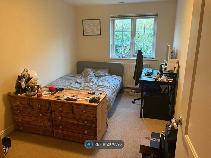 2 Bedroom Flat To Rent In Longdown Avenue, Bristol, BS16