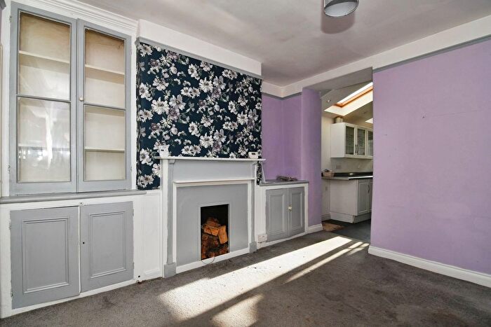 3 Bedroom Terraced House For Sale In Elm Grove, Bideford, EX39