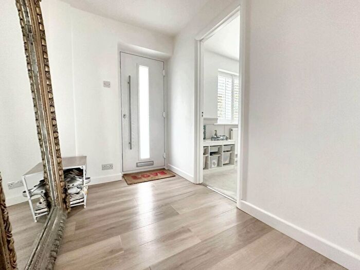 2 Bedroom Detached Bungalow For Sale In Cliff Gardens, Telscombe Cliffs, BN10
