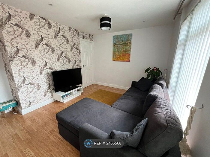 1 Bedroom Maisonette To Rent In Sutton Crescent, West Bromwich, B70