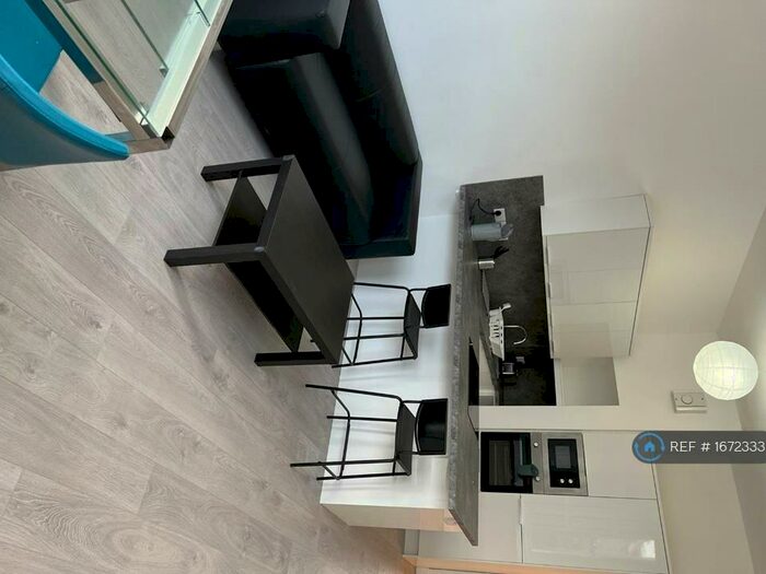 2 Bedroom Flat To Rent In Granville Terrace, Edinburgh, EH10