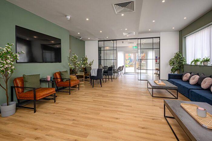 2 Bedroom Flat To Rent In Bernard Street, Ocean Village, SO14